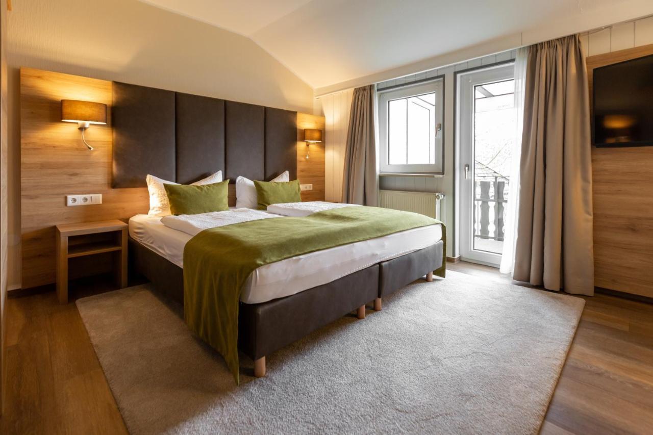 Hotel Froehlich-Hoeche Uslar Extérieur photo