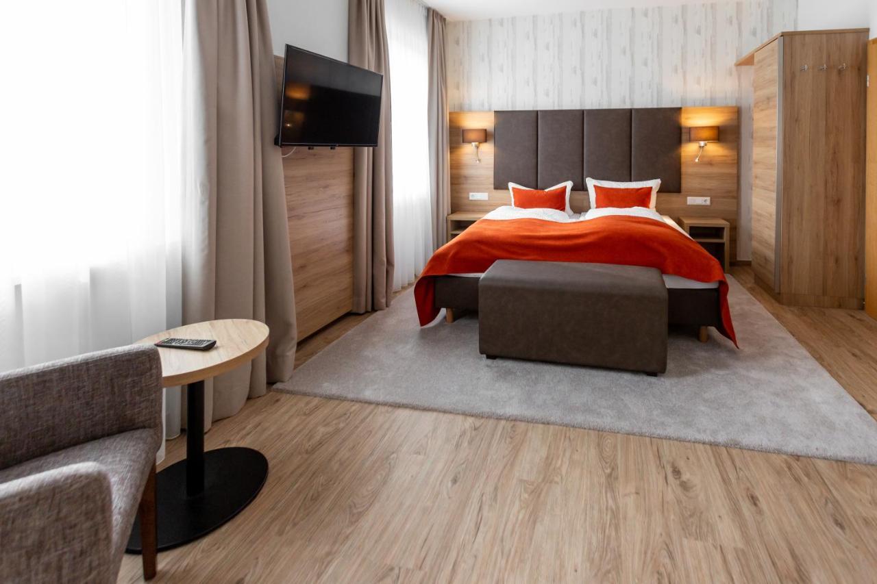 Hotel Froehlich-Hoeche Uslar Extérieur photo
