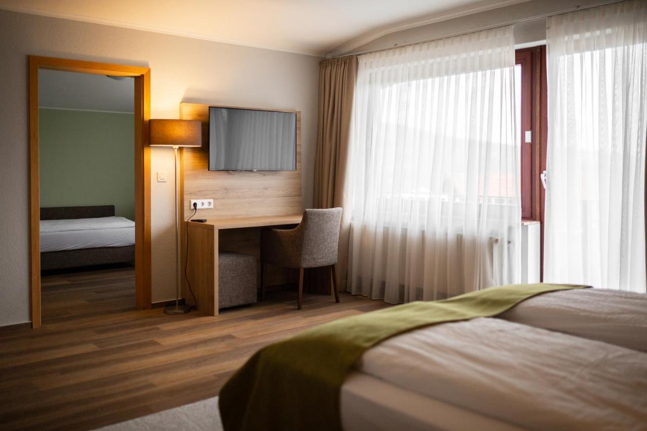 Hotel Froehlich-Hoeche Uslar Extérieur photo